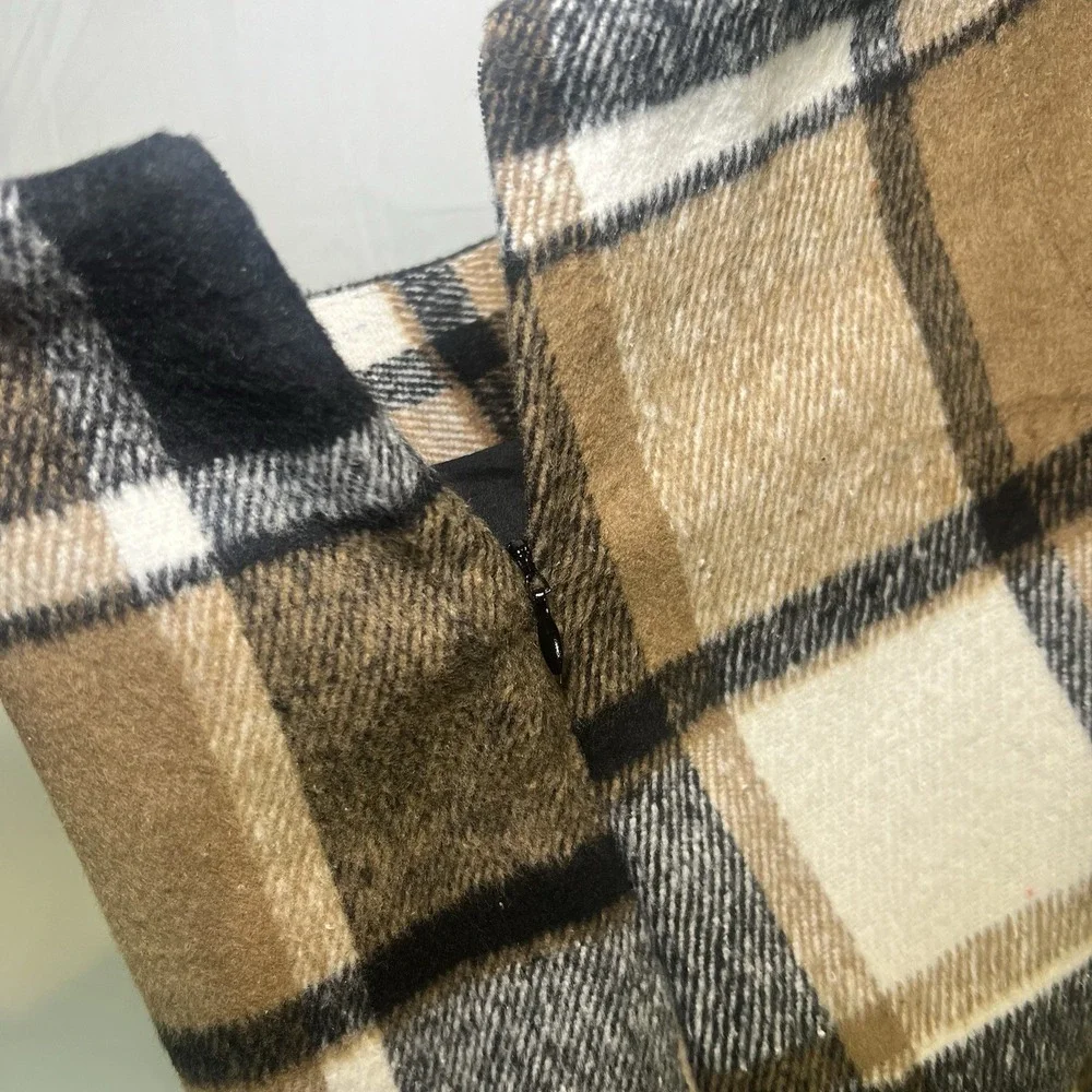 Auruza product plaid